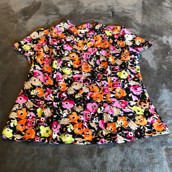 Women’s size medium polyester Dana Buchman button down multi colored shirt - Picture 1 of 7